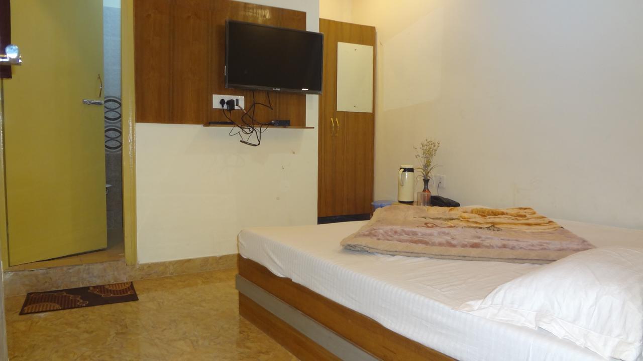 Hotel Rattans Regency Roorkee Экстерьер фото
